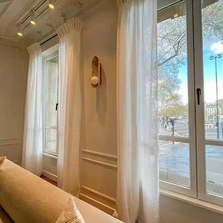 Urbanflat 225 - Elite 4 Bedroom Bastille Appartamento *