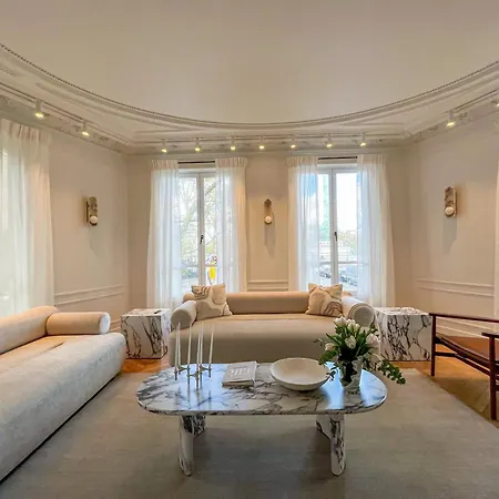 Urbanflat 225 - Elite 4 Bedroom Bastille *