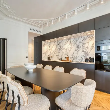 Urbanflat 225 - Elite 4 Bedroom Bastille *