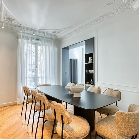 Urbanflat 225 - Elite 4 Bedroom Bastille *