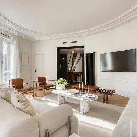 Urbanflat 225 - Elite 4 Bedroom Bastille Daire