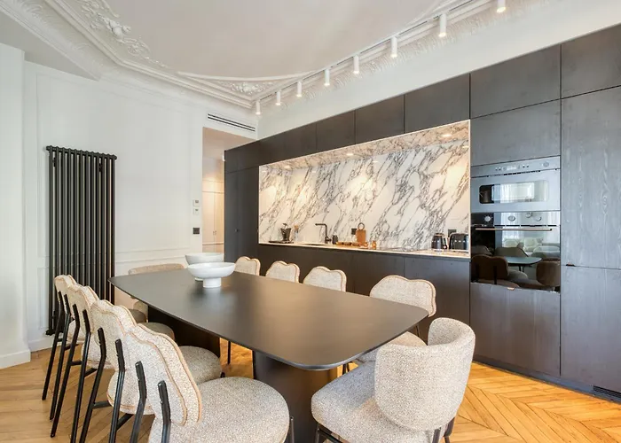 Urbanflat 225 - Elite 4 Bedroom Bastille *