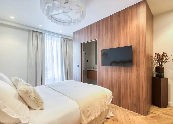 Urbanflat 225 - Elite 4 Bedroom Bastille