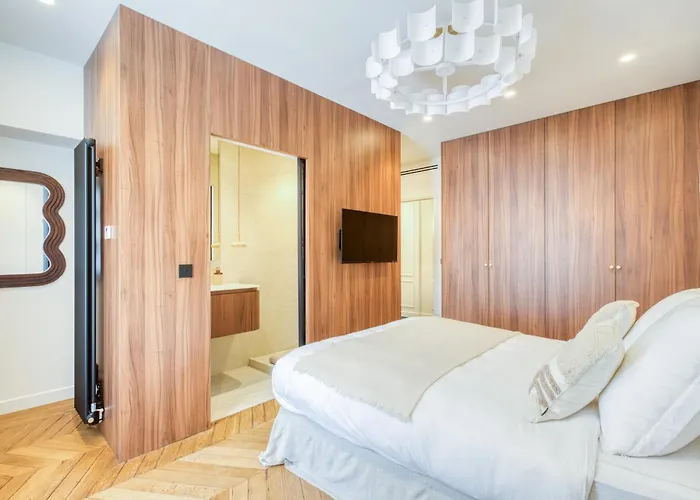 Urbanflat 225 - Elite 4 Bedroom Bastille *