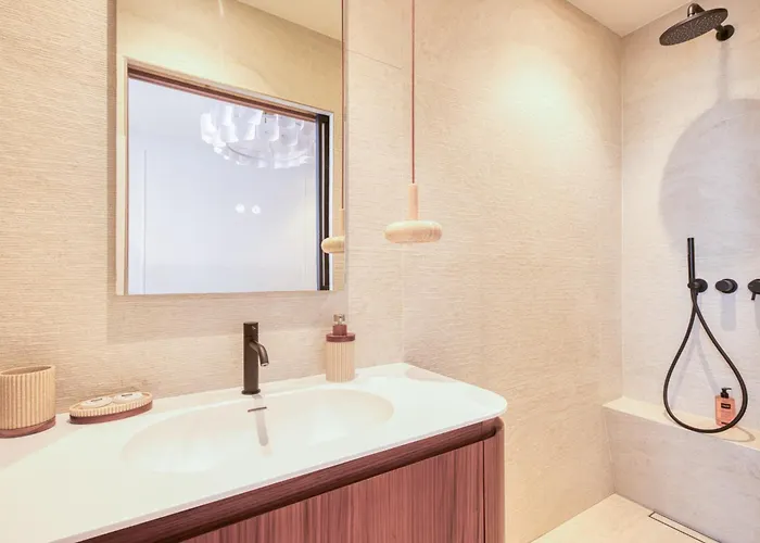 Appartamento Urbanflat 225 - Elite 4 Bedroom Bastille