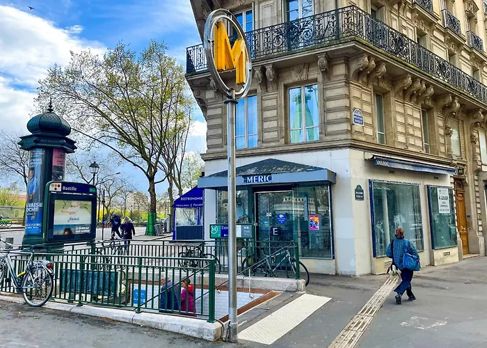 Urbanflat 225 - Elite 4 Bedroom Bastille * Parigi